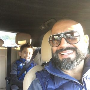 Meet your Posher, Juan